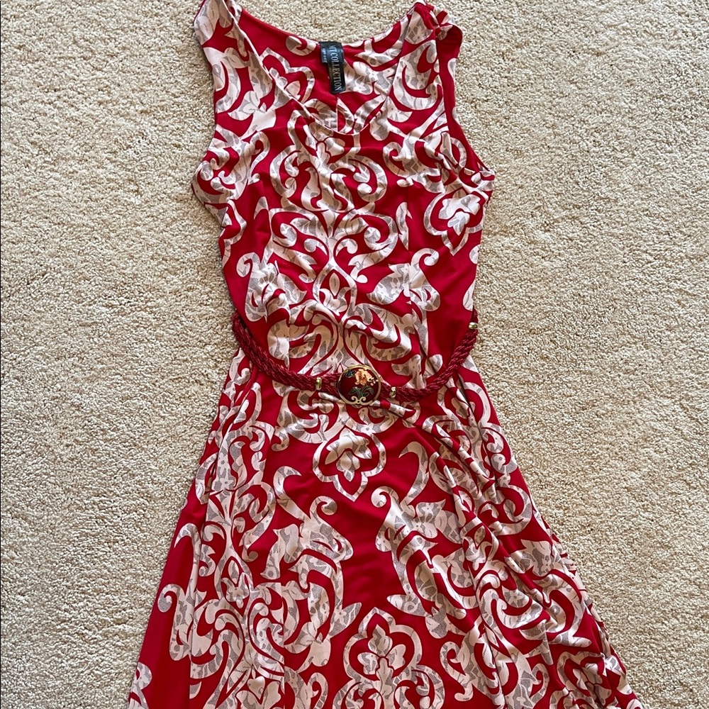 Chic Asymmetrical Red and White Dress - Picture 3 of 11